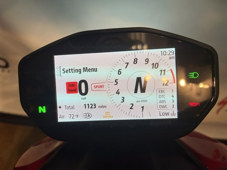 2024 Ducati Streetfighter V2 Red