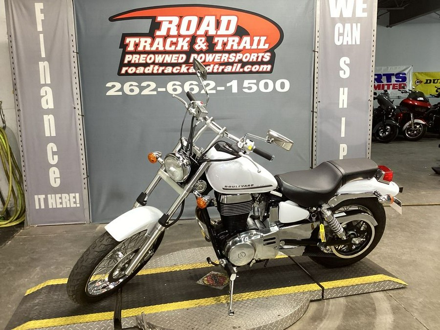 2016 Suzuki Boulevard S40
