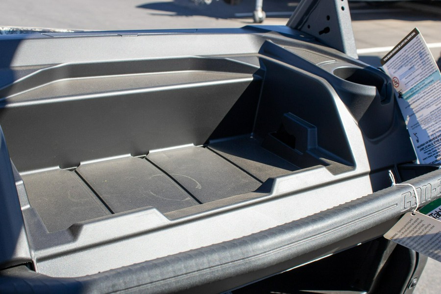 2026 CAN-AM DEFENDER MAX DPS HD7