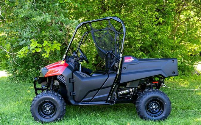 2026 Pioneer 700 Deluxe - Honda