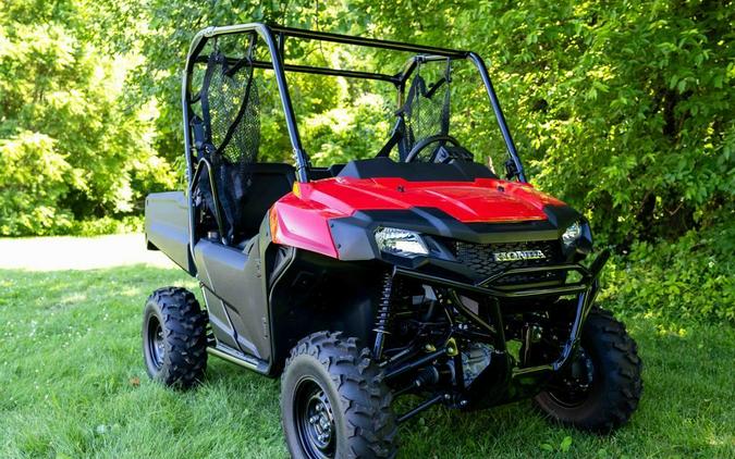 2026 Pioneer 700 Deluxe - Honda