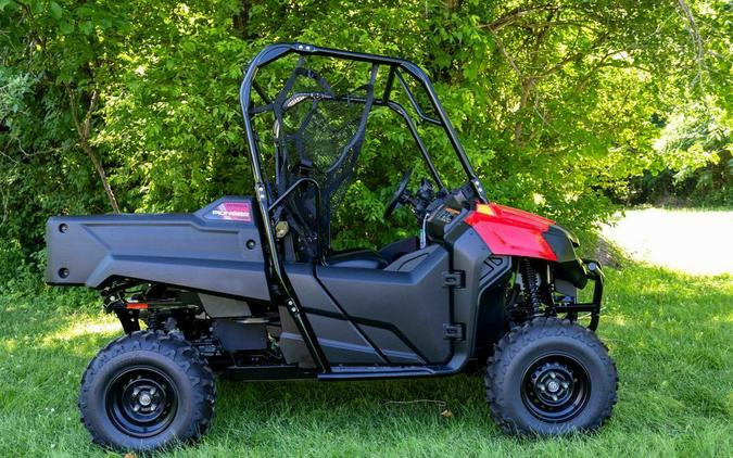 2026 Pioneer 700 Deluxe - Honda