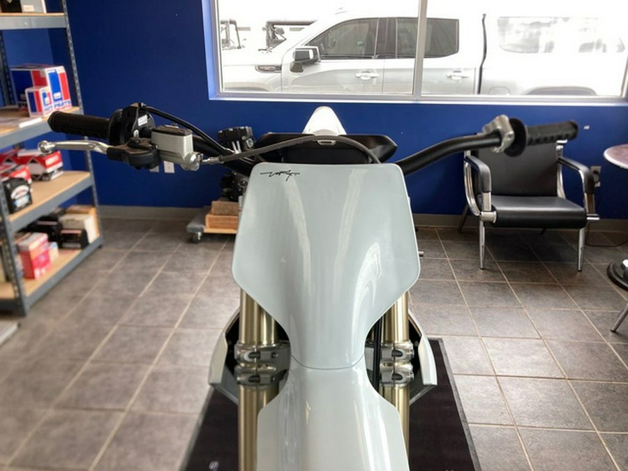 2026 Stark VARG MX 1.2 60 HP