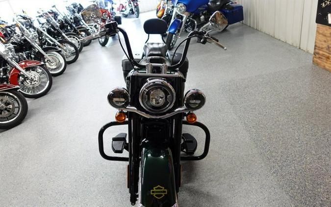 2019 Harley-Davidson Softail Heritage Classic 114