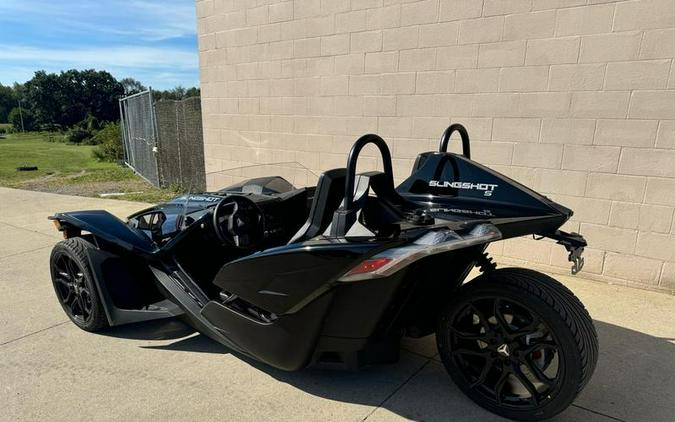 2023 Polaris Slingshot® Slingshot® S Manual