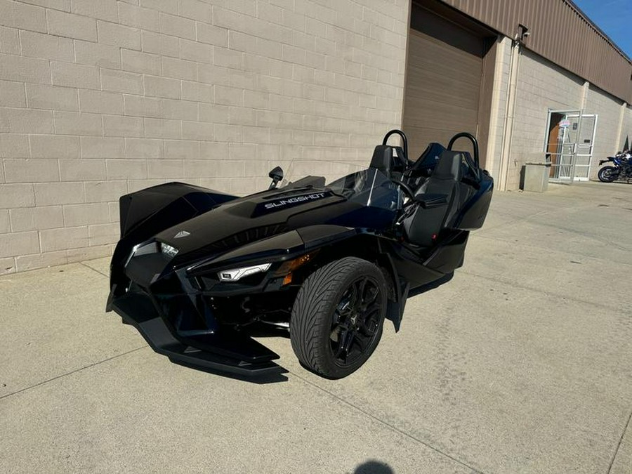 2023 Polaris Slingshot® Slingshot® S Manual