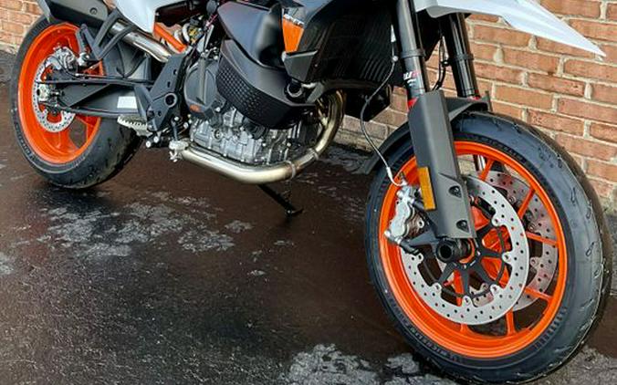 New 2024 KTM 890 SMT