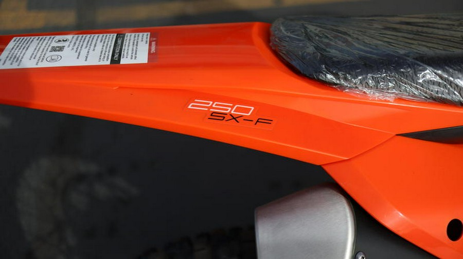 2025 KTM 250 SX-F