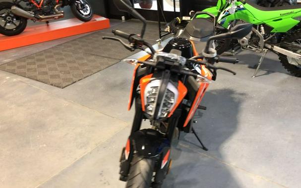 2024 KTM 790 Duke