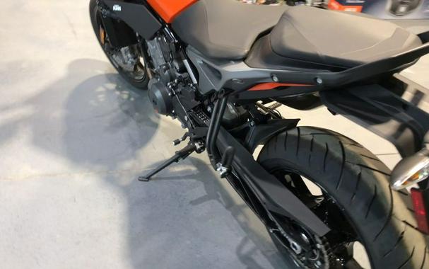 2024 KTM 790 Duke