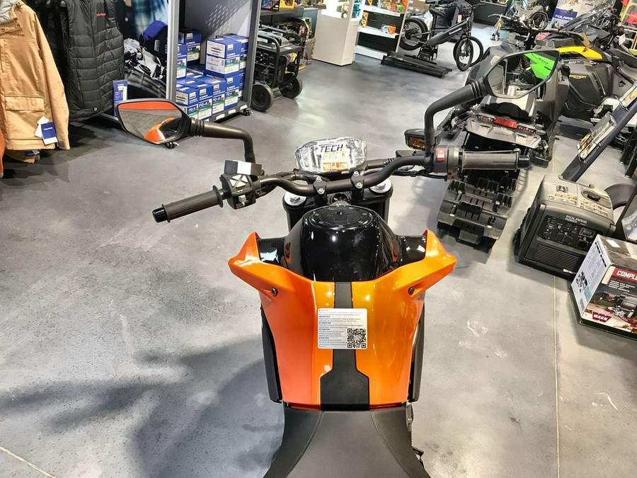 2024 KTM 790 Duke