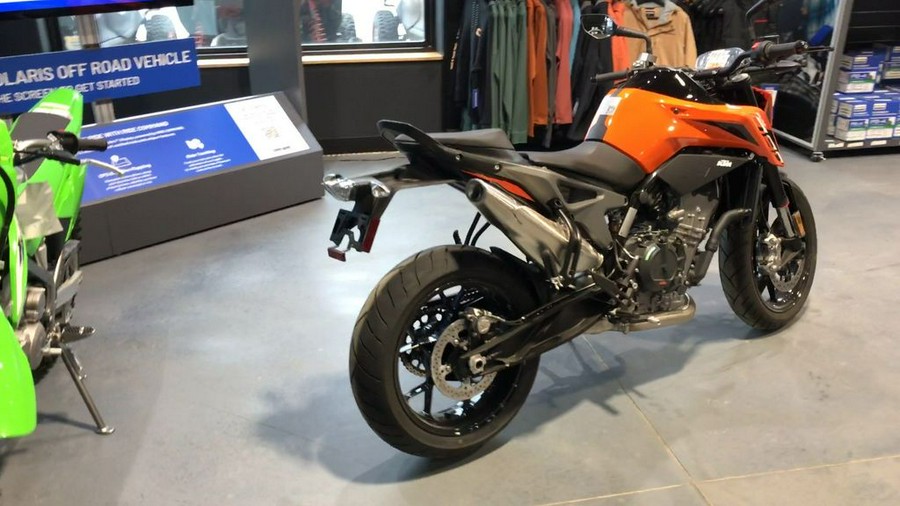 2024 KTM 790 Duke