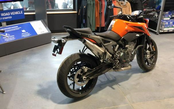2024 KTM 790 Duke