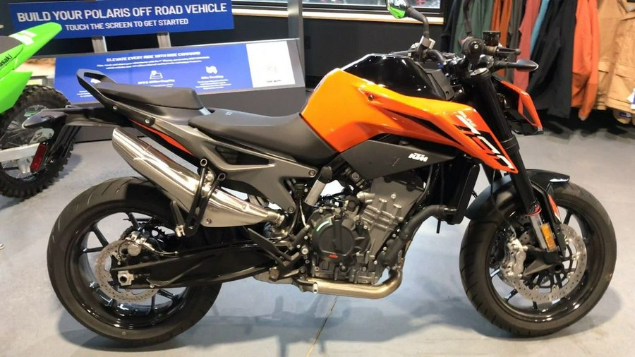 2024 KTM 790 Duke