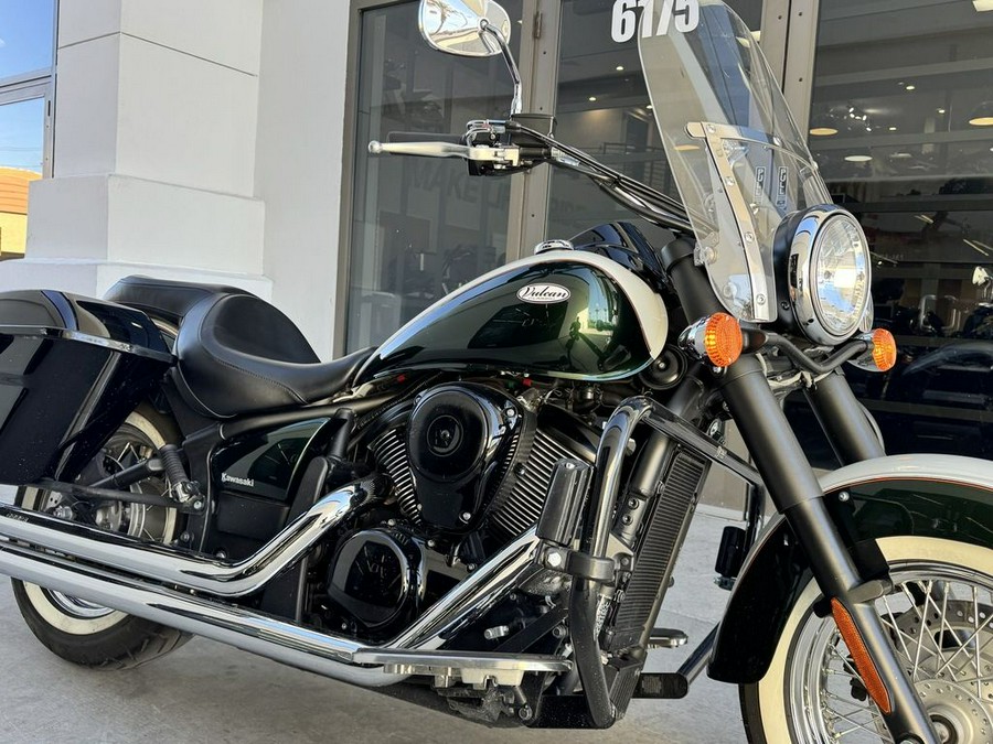 2022 Kawasaki Vulcan® 900 Classic
