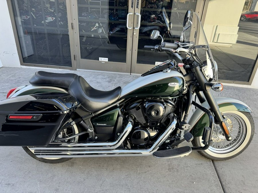 2022 Kawasaki Vulcan® 900 Classic