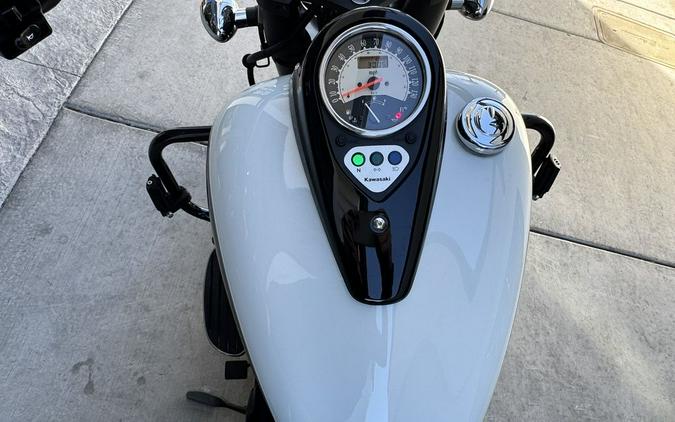 2022 Kawasaki Vulcan® 900 Classic