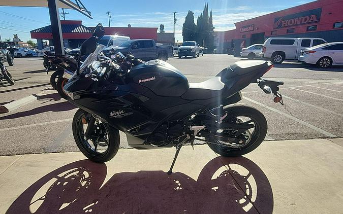 2026 Kawasaki NINJA 500