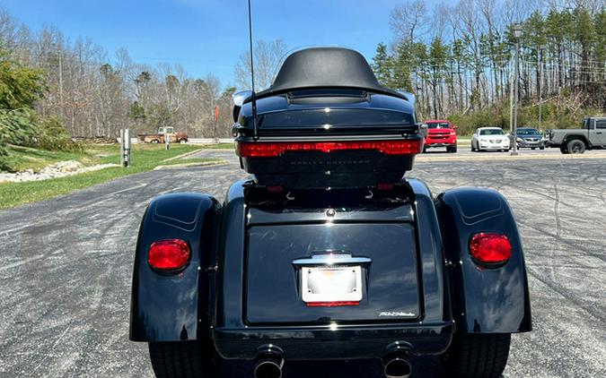 2025 Harley-Davidson FLHTCUTG - Tri Glide Ultra