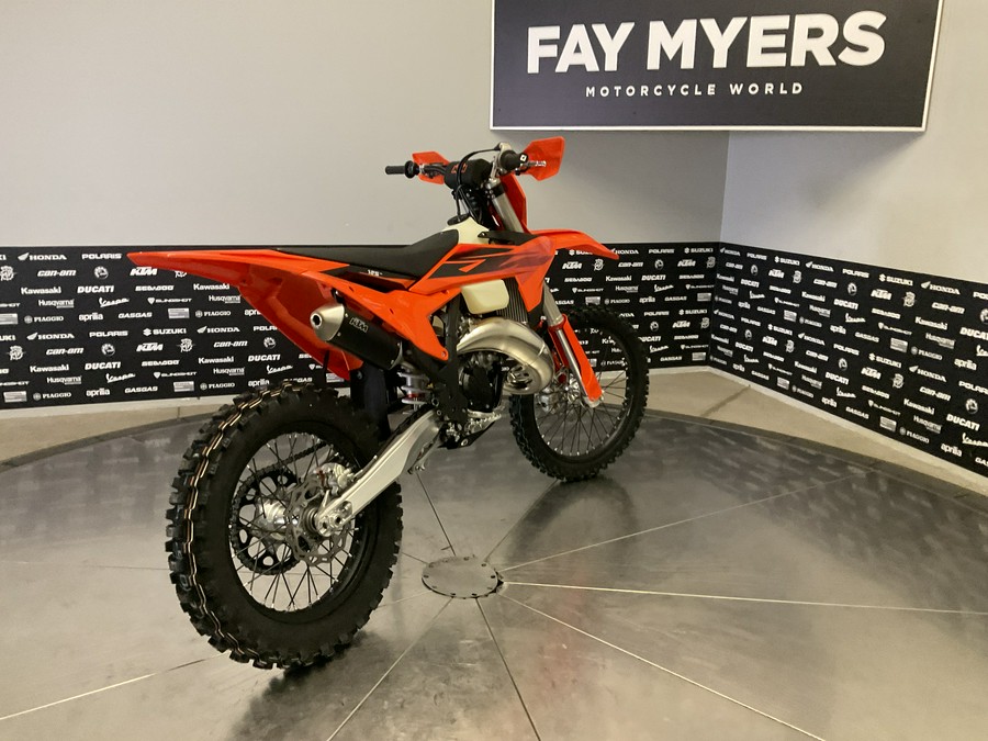 2027 KTM 125 XC - 42637M