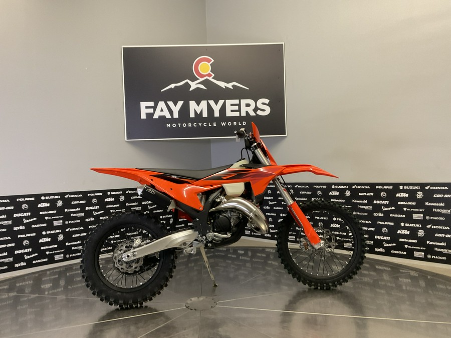 2027 KTM 125 XC - 42637M