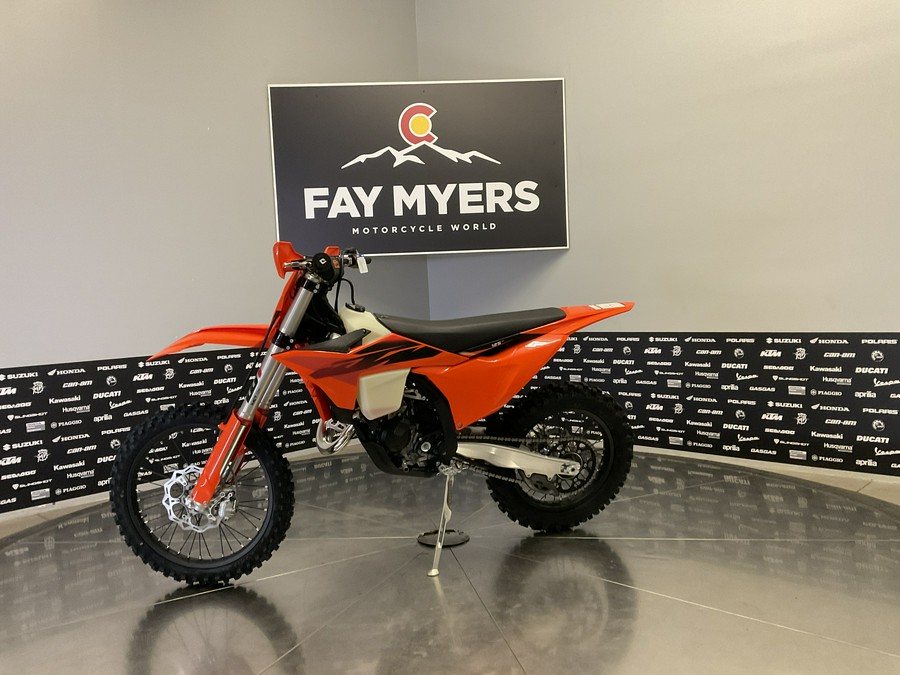 2027 KTM 125 XC - 42637M