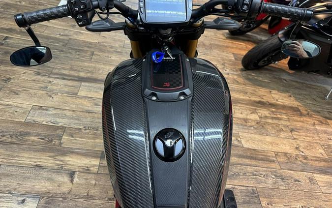 2022 Indian FTR R Carbon Carbon Fiber