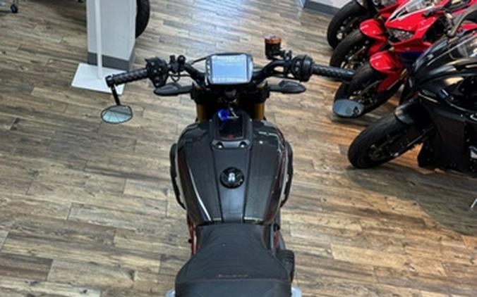 2022 Indian FTR R Carbon Carbon Fiber