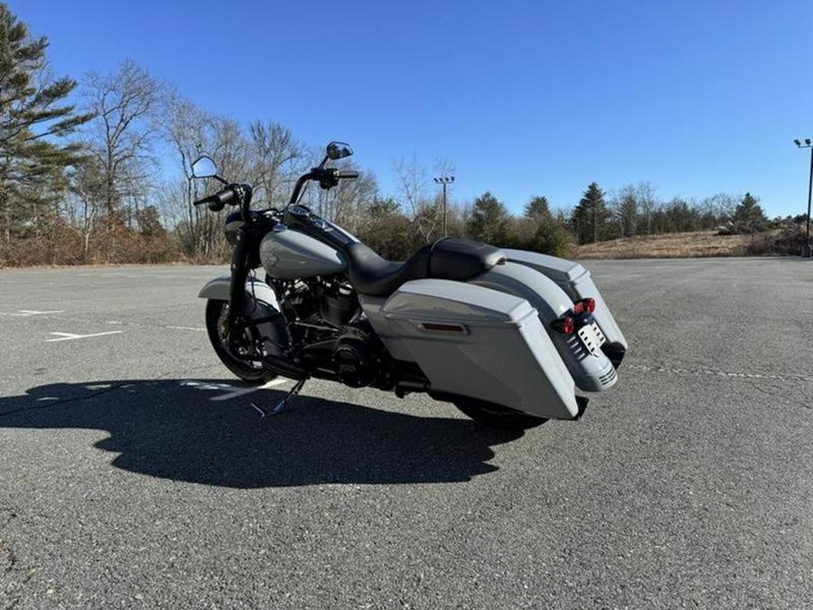 2025 Harley-Davidson® FLHRXS - Road King® Special