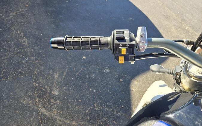 2019 SUZUKI DRZ400SML9 CA BASE