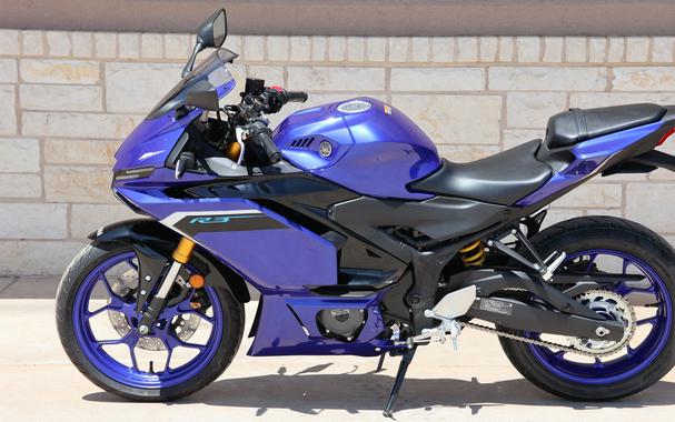 2026 YAMAHA YZFR3 ABS