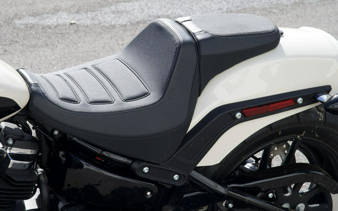 2022 Harley-Davidson® FXFBS Fat Bob 114 White Pearl