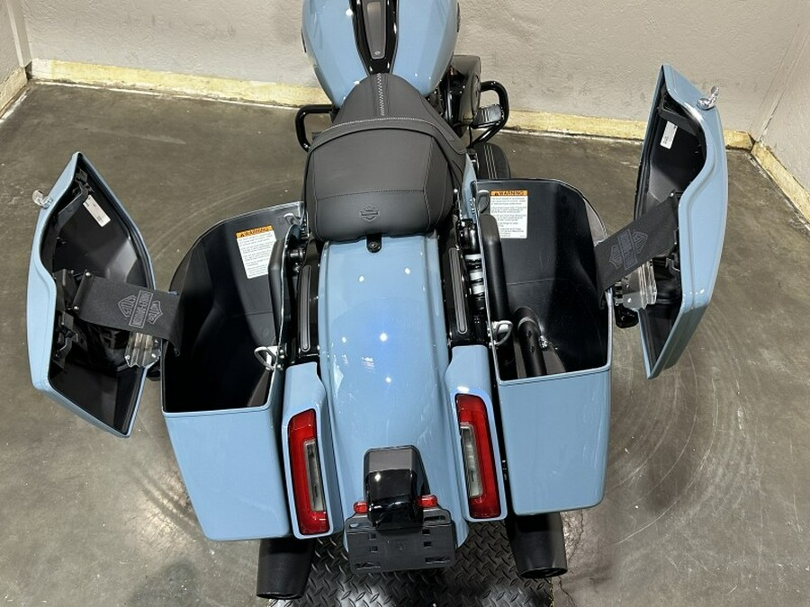 2024 Harley-Davidson Street Glide® Sharkskin Blue
