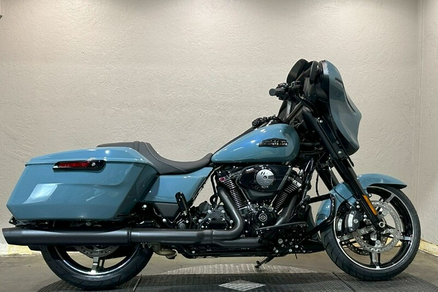 2024 Harley-Davidson Street Glide® Sharkskin Blue