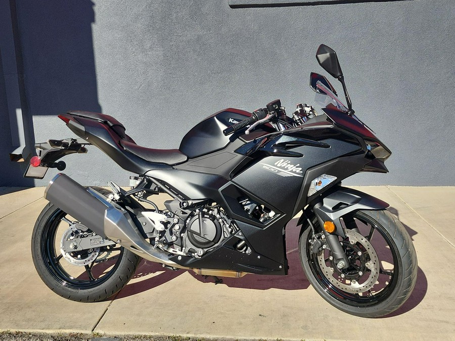 2026 Kawasaki NINJA 500