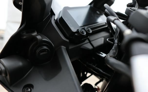 2026 YAMAHA YZFR3 ABS