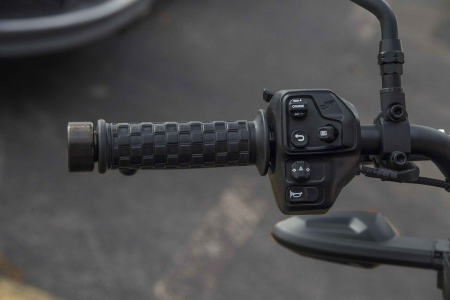 2024 Indian Motorcycle FTR Sport