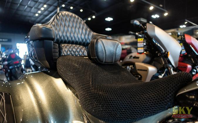 2021 Indian Motorcycle ROADMASTER ALUM JDTHNDR BLK 49ST Base