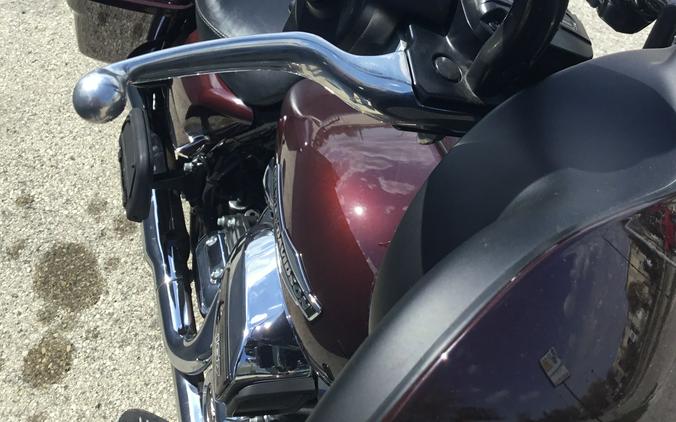 2022 HARLEY-DAVIDSON Street Glide