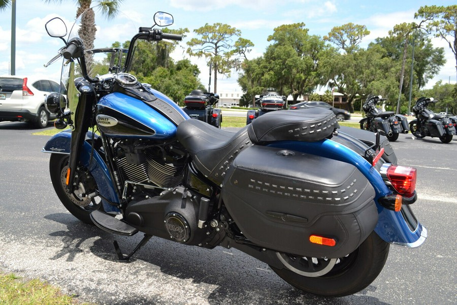 2022 Harley-Davidson Heritage Classic 114 Reef Blue/Vivid Black - FLHCS