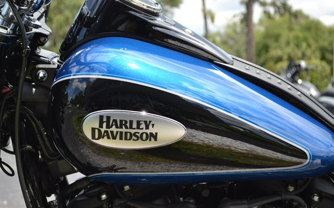 2022 Harley-Davidson Heritage Classic 114 Reef Blue/Vivid Black - FLHCS