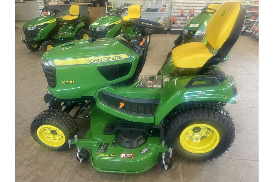 2025 Signature X738 Lawn Tractor 60 in. HC Deck - John Deere