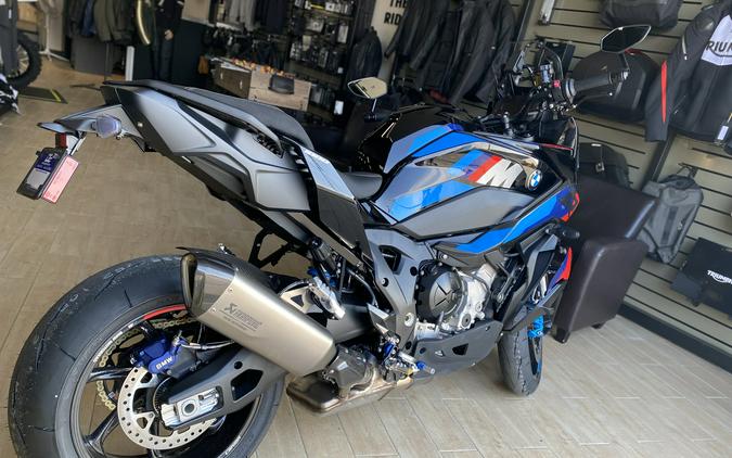2026 BMW M 1000 XR