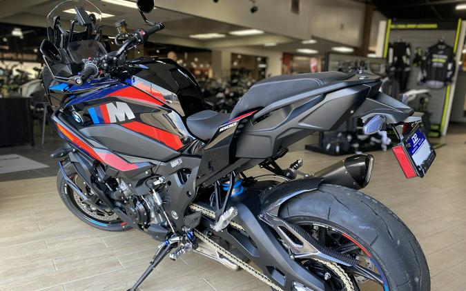2026 BMW M 1000 XR