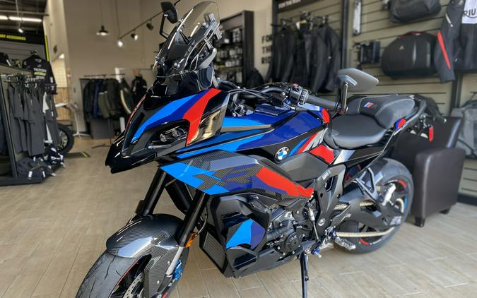 2026 BMW M 1000 XR