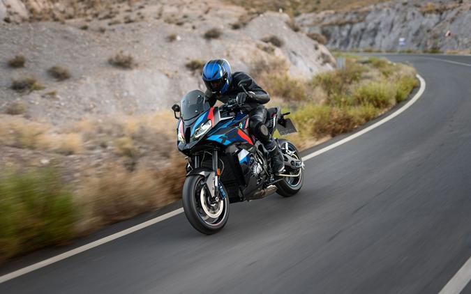 2026 BMW M 1000 XR
