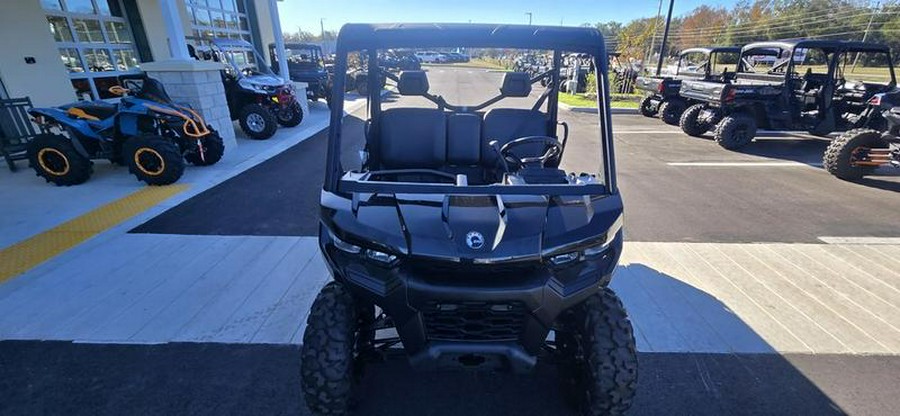 2026 Can-Am® Defender DPS HD9 Dark Wildland Camo