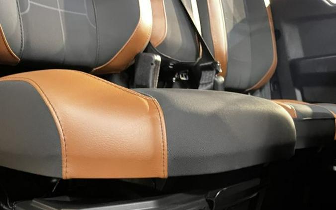 2026 Can-Am Defender MAX Lone Star Cab HD11