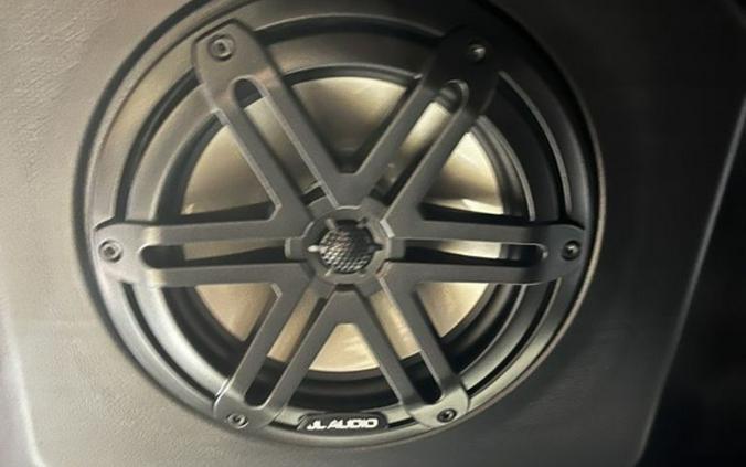 2026 Can-Am Defender MAX Lone Star Cab HD11