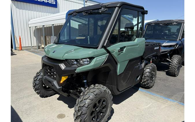 2026 SSV DEF DPSCAB 65 HD10 GN 26 DPS_CAB - Can-Am